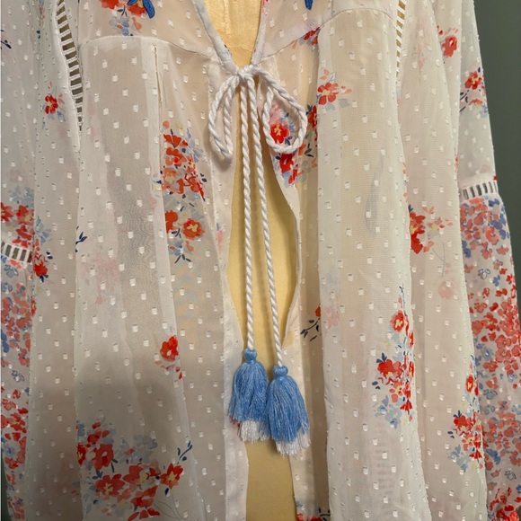 Pretty Sheer Cardigan - Picture 2 of 3